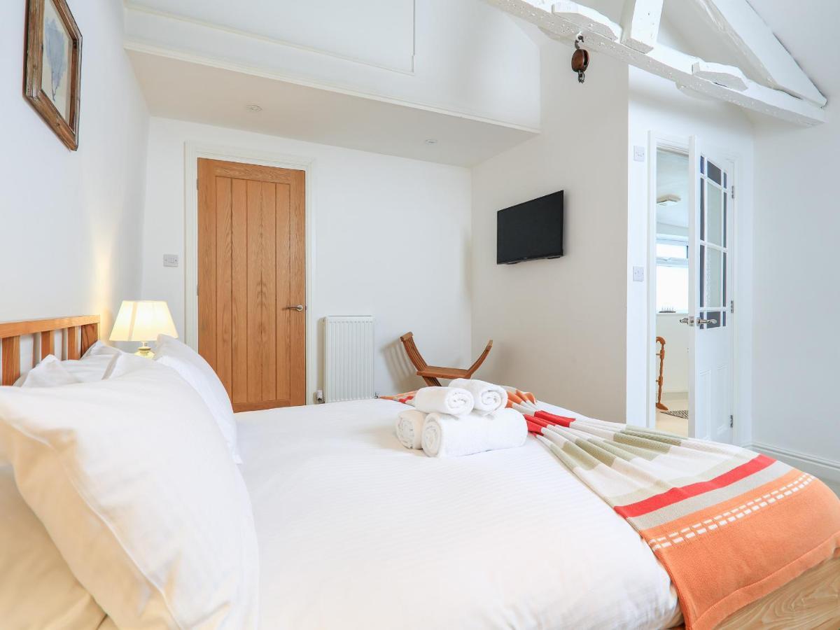 Apartamento The Corner House Dartmouth Exterior foto