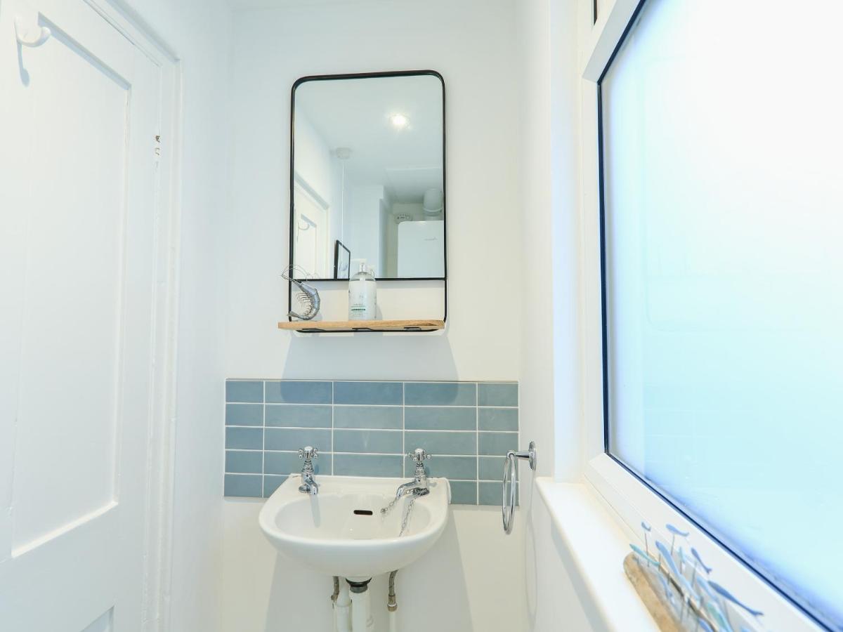 Apartamento The Corner House Dartmouth Exterior foto